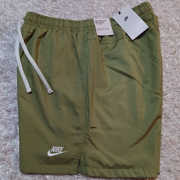 Nike Shorts Mens Green Nike Athletic Shorts Size Large Nwt Poshmark